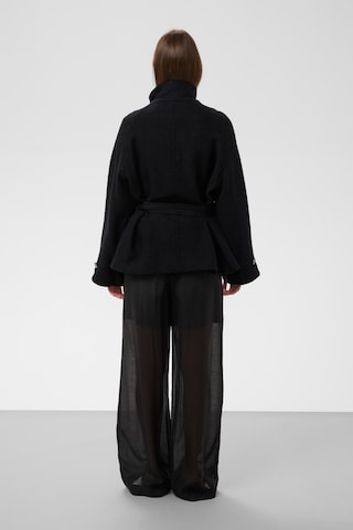 Veste mi-saison 'Angelina' SOAKED IN LUXURY en noir