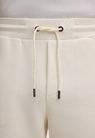 Regular Pantalon 'Joseignacio' JOOP! en blanc