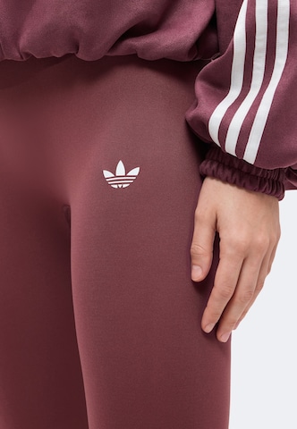 Skinny Leggings 'Essentials' ADIDAS ORIGINALS en rouge