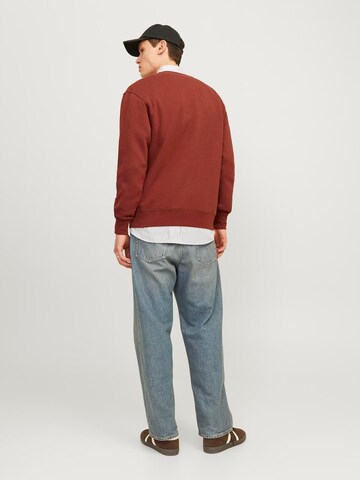 JACK & JONES Sweatshirt 'Vesterbro' in Bruin