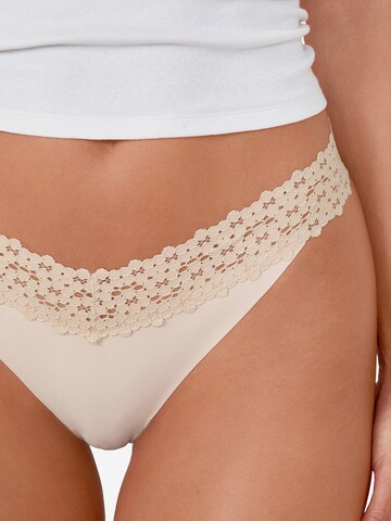 ETAM String 'Wish' in Beige