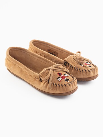 Minnetonka - Mocassins 'Thunderbird' em castanho