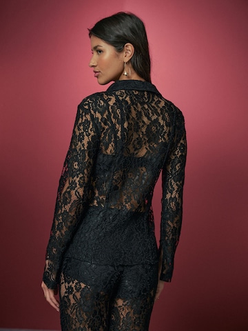 juoda Next Palaidinė