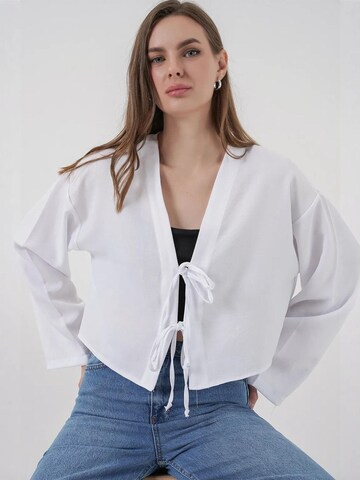 Bigdart - Kimono em branco: frente