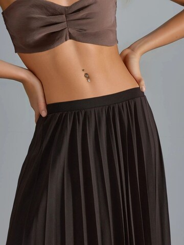 Busem Skirt in Brown