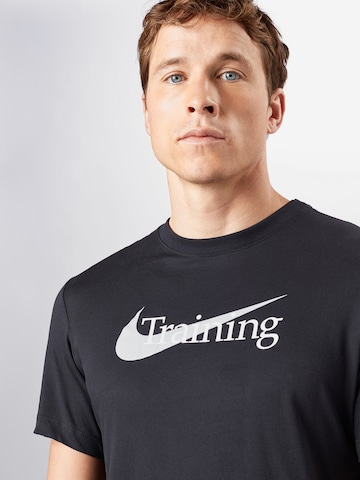 NIKE - Regular Fit Camisa funcionais em preto