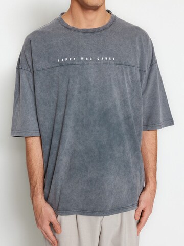 Trendyol Bluser & t-shirts i grå