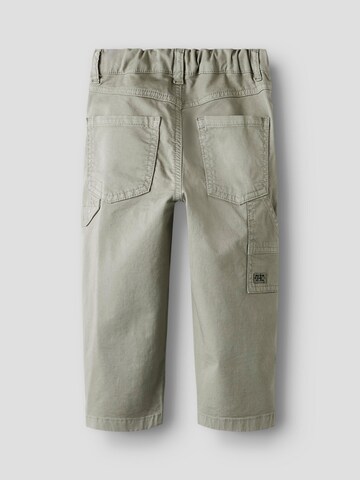 NAME IT - regular Pantalón en gris