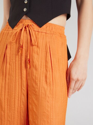 ABOUT YOU Regular Pants 'Gunda' in Orange