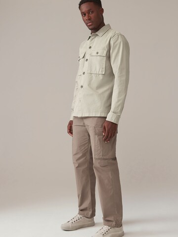 Coupe regular Chemise Next en gris
