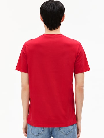 ARMEDANGELS T-Shirt JAAMES SMILEY (GOTS) in Rot