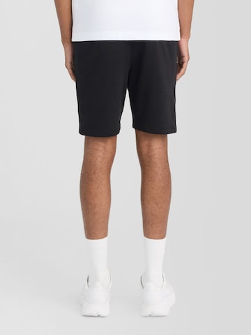 Regular Pantalon Lyle & Scott en noir