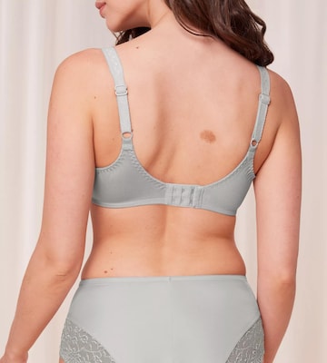 Minimiseur Soutien-gorge 'Ladyform Soft' TRIUMPH en argent