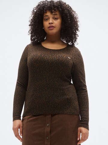 Maglietta 'Hayes' di Levi's® Plus in marrone: frontale