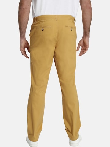 Regular Pantalon chino 'Baron Chandler' Charles Colby en jaune