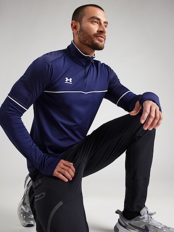 T-Shirt fonctionnel 'Challenger' UNDER ARMOUR en bleu : devant