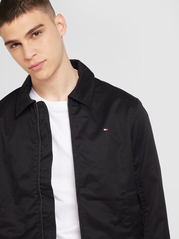 TOMMY HILFIGER Tussenjas in Zwart