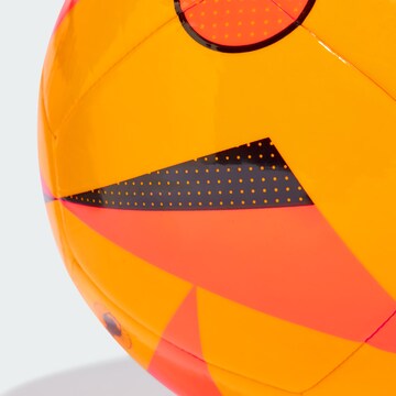 ADIDAS PERFORMANCE Ball in Yellow