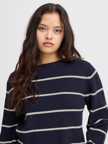 ICHI Sweater 'IH BOSTON' in Blue