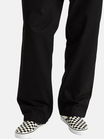 VANS - Zapatillas 'VANS CLASSIC SLIP-ON Scarpe' en blanco