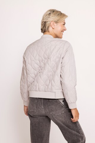 Zhrill Blazer in Beige