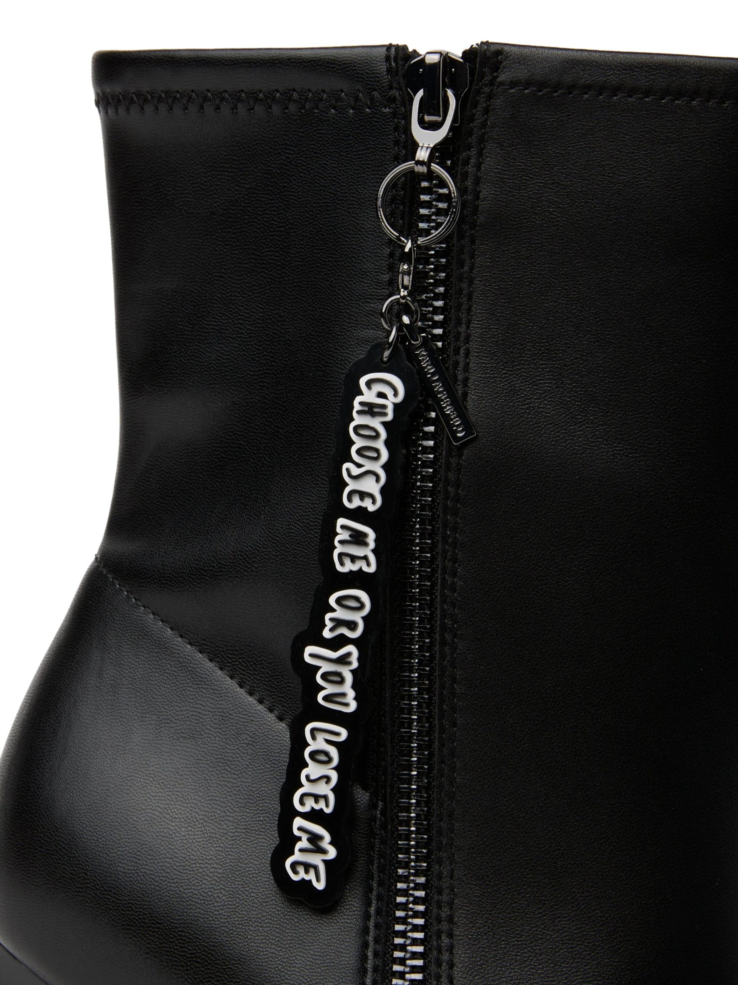Karl Lagerfeld - Botines en negro