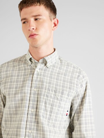 TOMMY HILFIGER - Regular Fit Camisa em bege