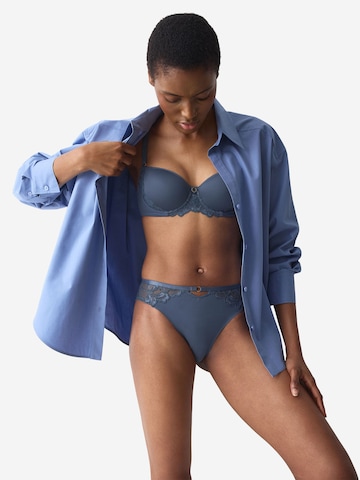 TRIUMPH Slip ' Wild Gardenia Florale ' in Blauw