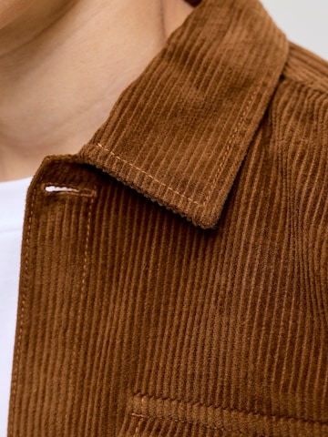 Jack & Jones Junior Средняя посадка Рубашка 'EREGENT' в Коричневый