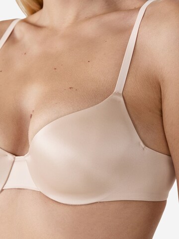 Triangolo Reggiseno 'Pure Glow' di ETAM in beige