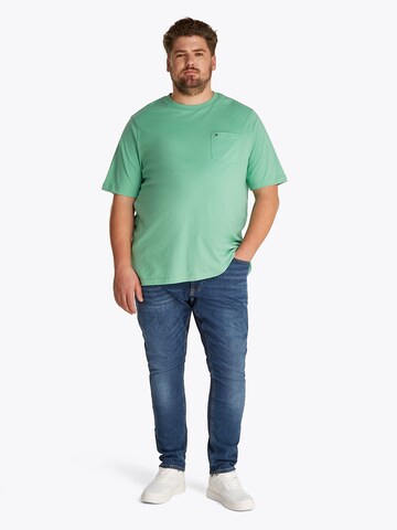 Tommy Hilfiger Big & Tall - Camiseta 'ESSENTIAL' en verde