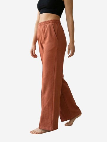 Wide leg Pantaloni sportivi 'Aktive Unterteile' di My fashion in rosso