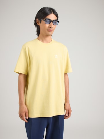 ADIDAS ORIGINALS - Camisa em amarelo: frente