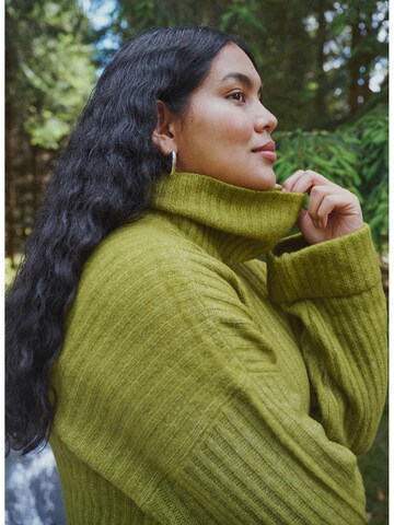 Pull-over 'MCOMFY' Zizzi en vert