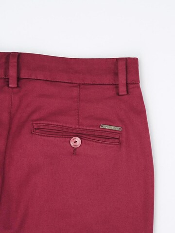 W. Wegener Slim fit Chino Pants 'Chiva 8500' in Red