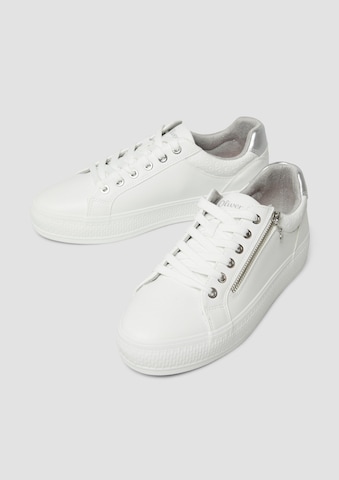 Baskets basses s.Oliver en blanc