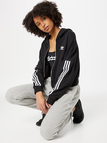 ADIDAS ORIGINALS Sweatjacke 'Adicolor Classics Relaxed' in Schwarz