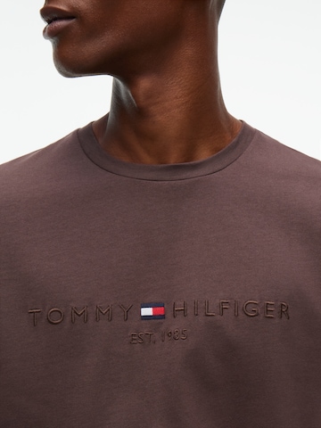 TOMMY HILFIGER Regular Fit Bluser & t-shirts i brun