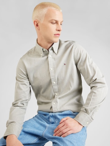 Tommy Hilfiger Tailored Přiléhavý střih Košile 'ROYAL' – šedá