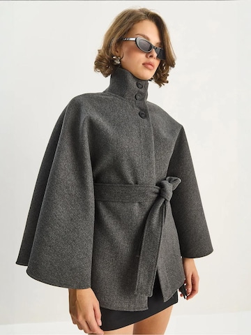 Bianco Lucci Tussenmantel in Grijs