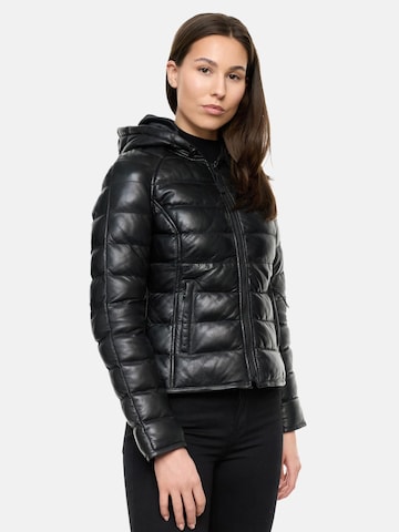 Tazzio Übergangsjacke 'F510'‌ in Schwarz