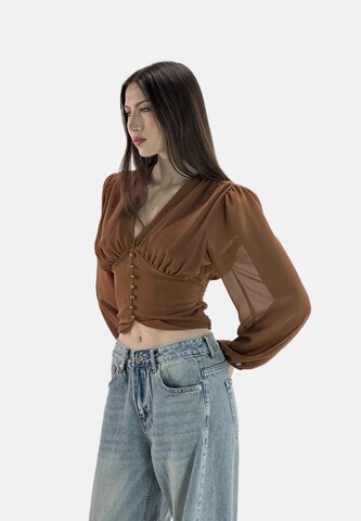 Elara Blouse in Brown