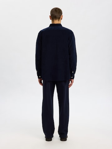 SELECTED - Ajuste regular Camisa 'SLHDANNI' en azul