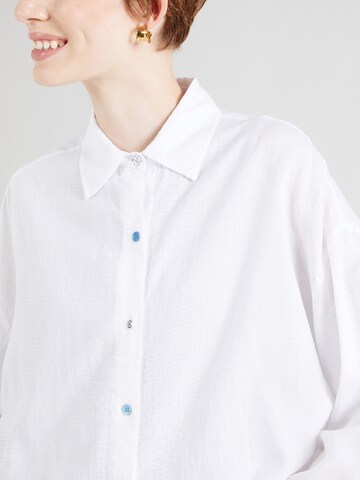 Mavi - Blusa en blanco