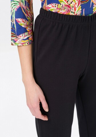 Green Cotton Loose fit Pants in Black