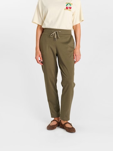 Regular Pantalon chino 'RAVEN' Le Temps Des Cerises en vert : devant