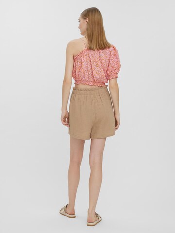 VERO MODA Regular Housut 'Natali' värissä beige