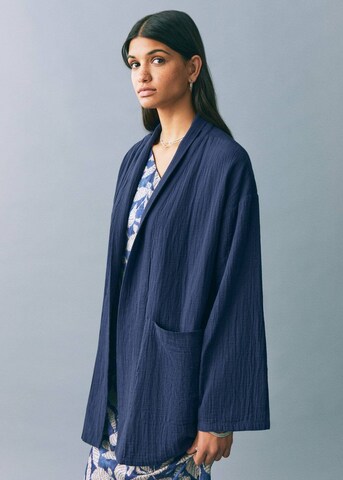 MANGO TEEN Kimono w kolorze niebieski: przód