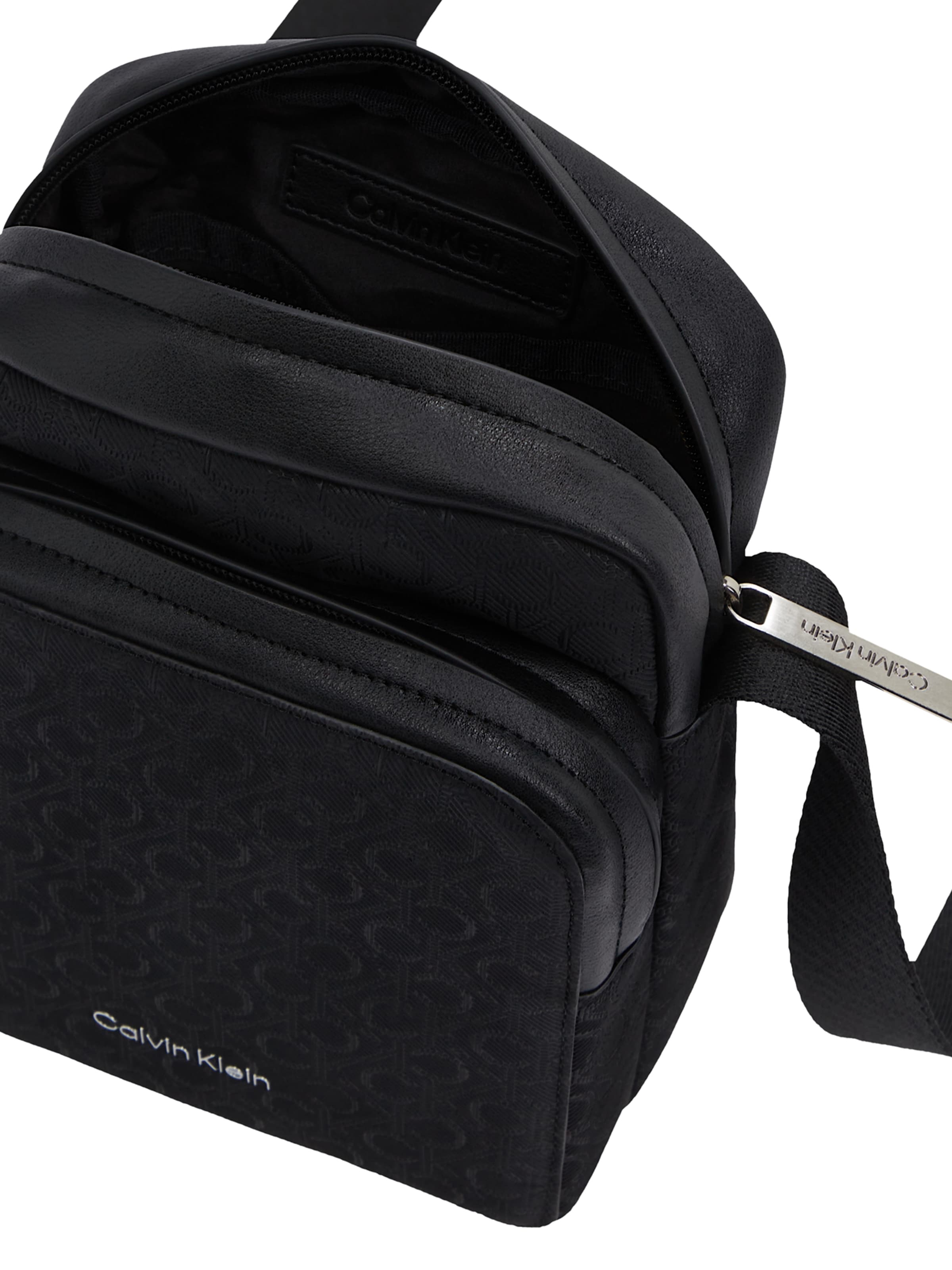 melns Calvin Klein Pleca soma 'MUST'