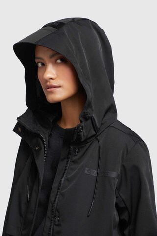 Manteau mi-saison 'Jomana' khujo en noir